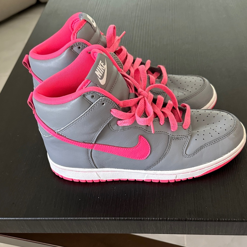 Nike ID Women's Gray and Pink high top Sneakersvery good condition